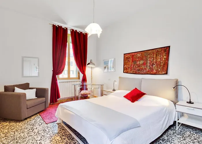 Accogliente A Dorsoduro Con Giardino! Appartement Venise