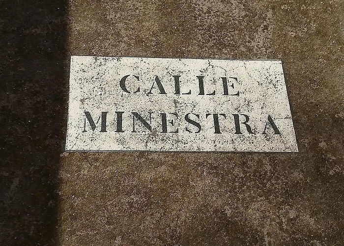 Accogliente A Dorsoduro Con Giardino! * Venecia