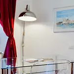Accogliente A Dorsoduro Con Giardino! Apartment *